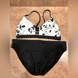 CALIA by Carrie Underwood Swim